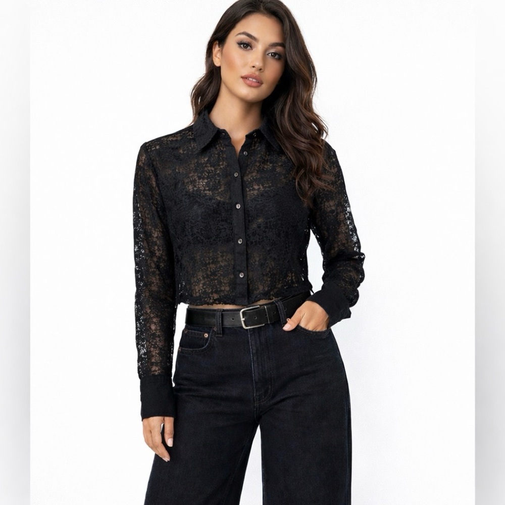 Urban Girl Shirt Cropped Black Lace Button Down Long Sleeve Blouse NWT Medium